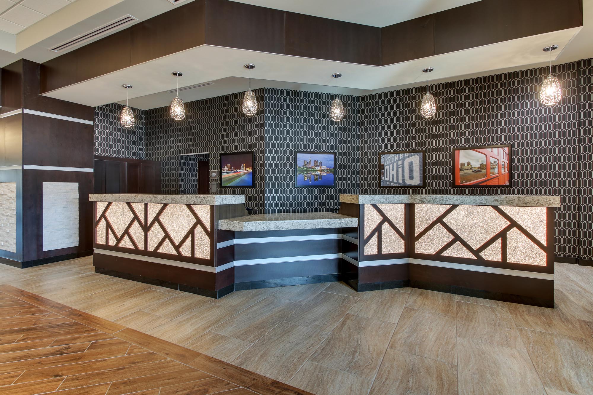 Drury Inn & Suites Columbus Polaris - Lobby