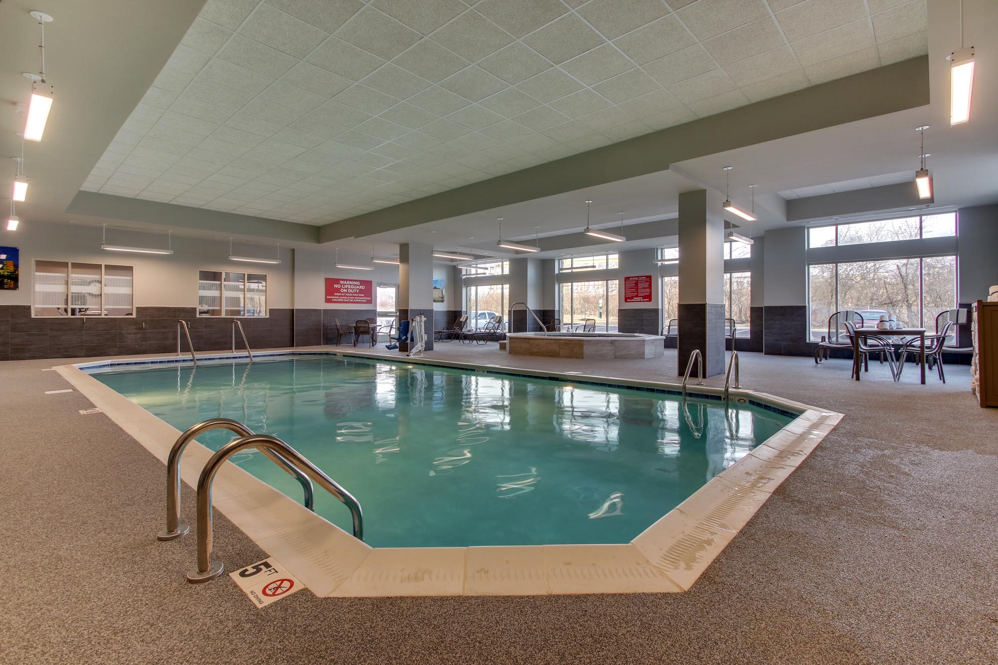 Drury Inn & Suites Columbus Polaris - Indoor Pool