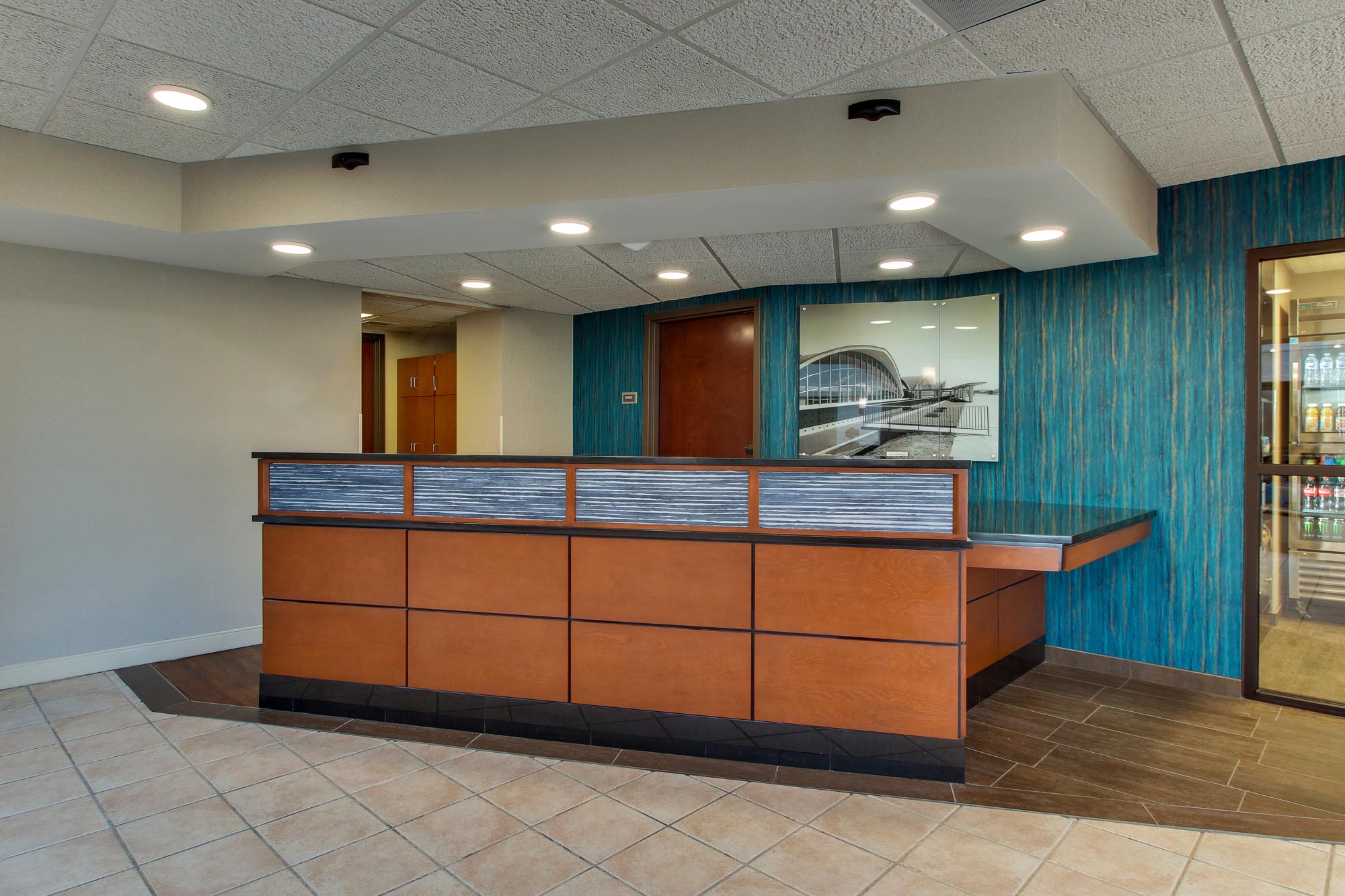 Pear Tree Inn St. Louis Airport - Lobby