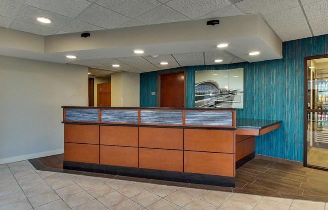 Drury Hotels - Pear Tree Inn St. Louis Airport