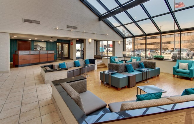 Drury Hotels - Pear Tree Inn St. Louis Airport