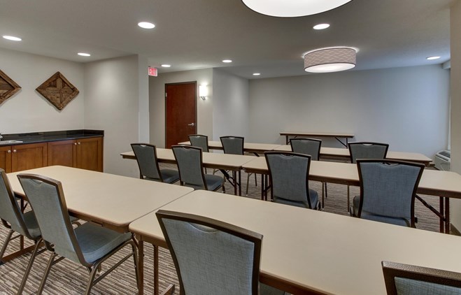 Pear Tree Inn St. Louis Airport - Meeting Space