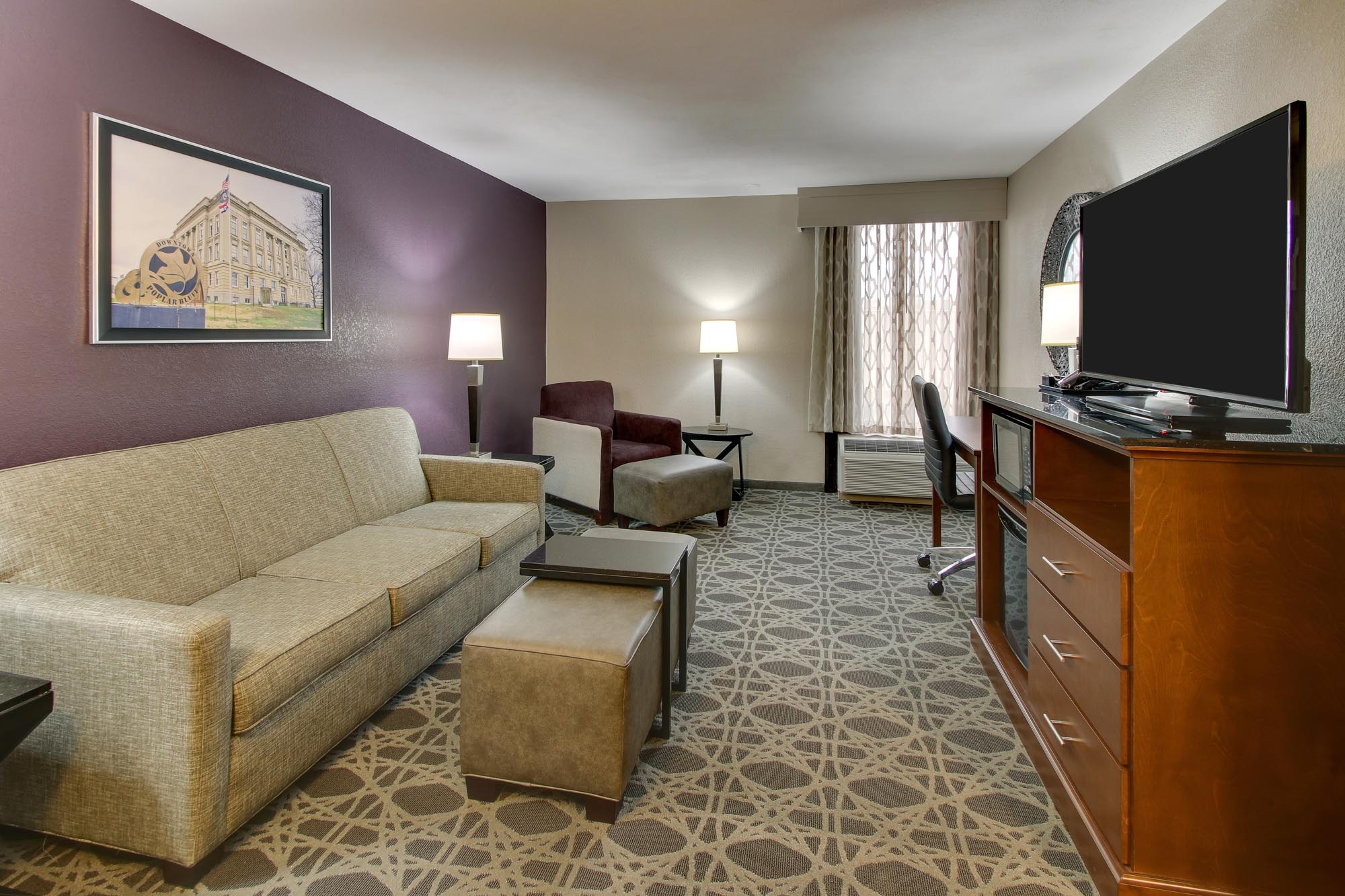 Drury Inn & Suites Poplar Bluff - Two-room Suite Guestroom