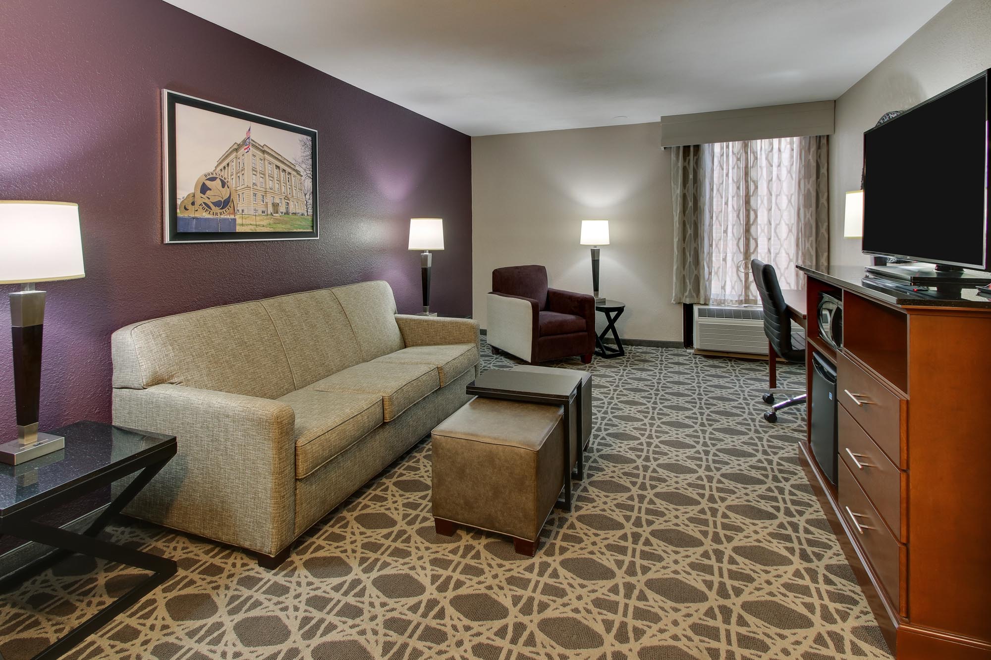 Drury Inn & Suites Poplar Bluff - Two-room Suite Guestroom
