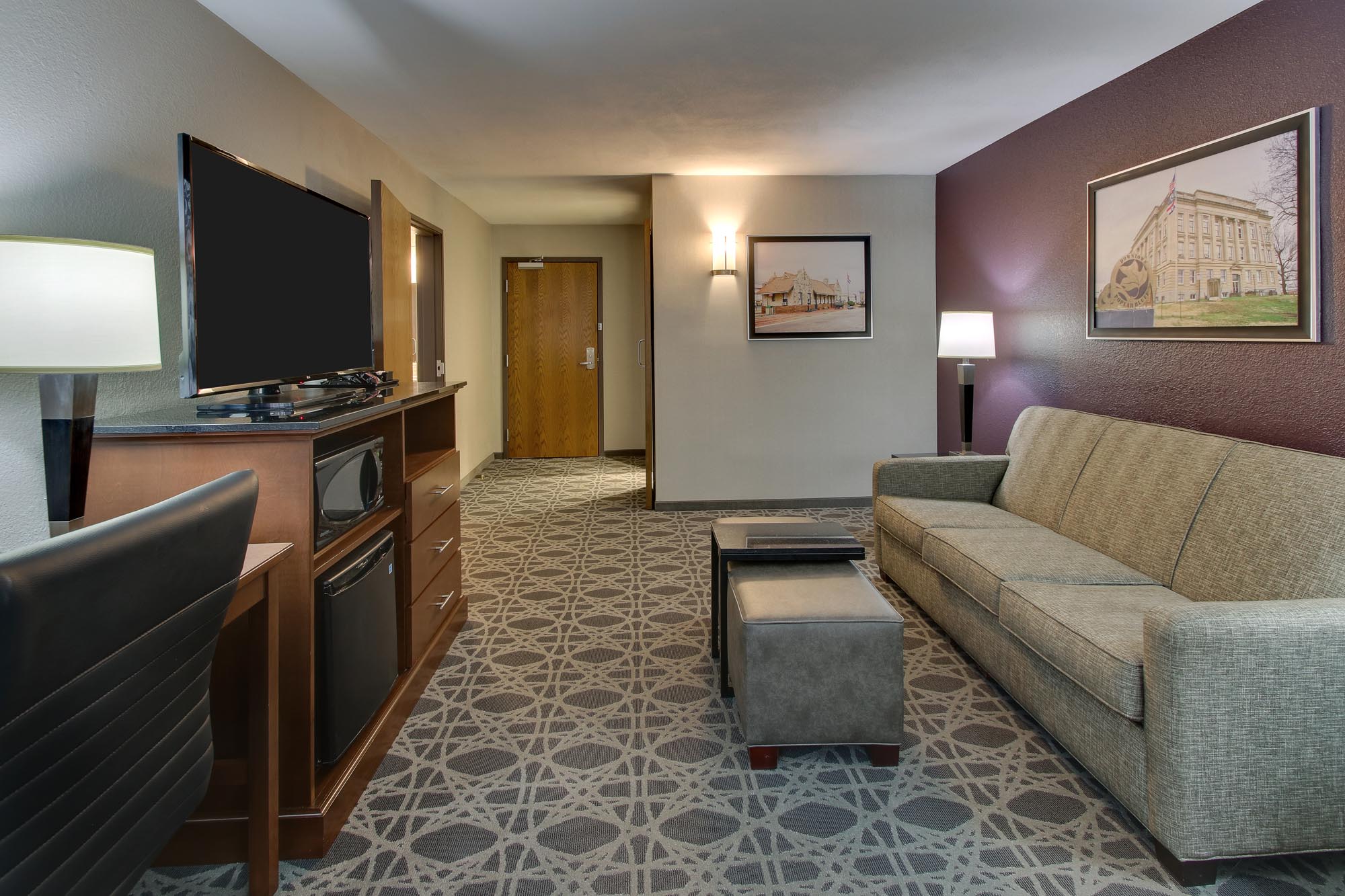 Drury Inn & Suites Poplar Bluff - Two-room Suite Guestroom