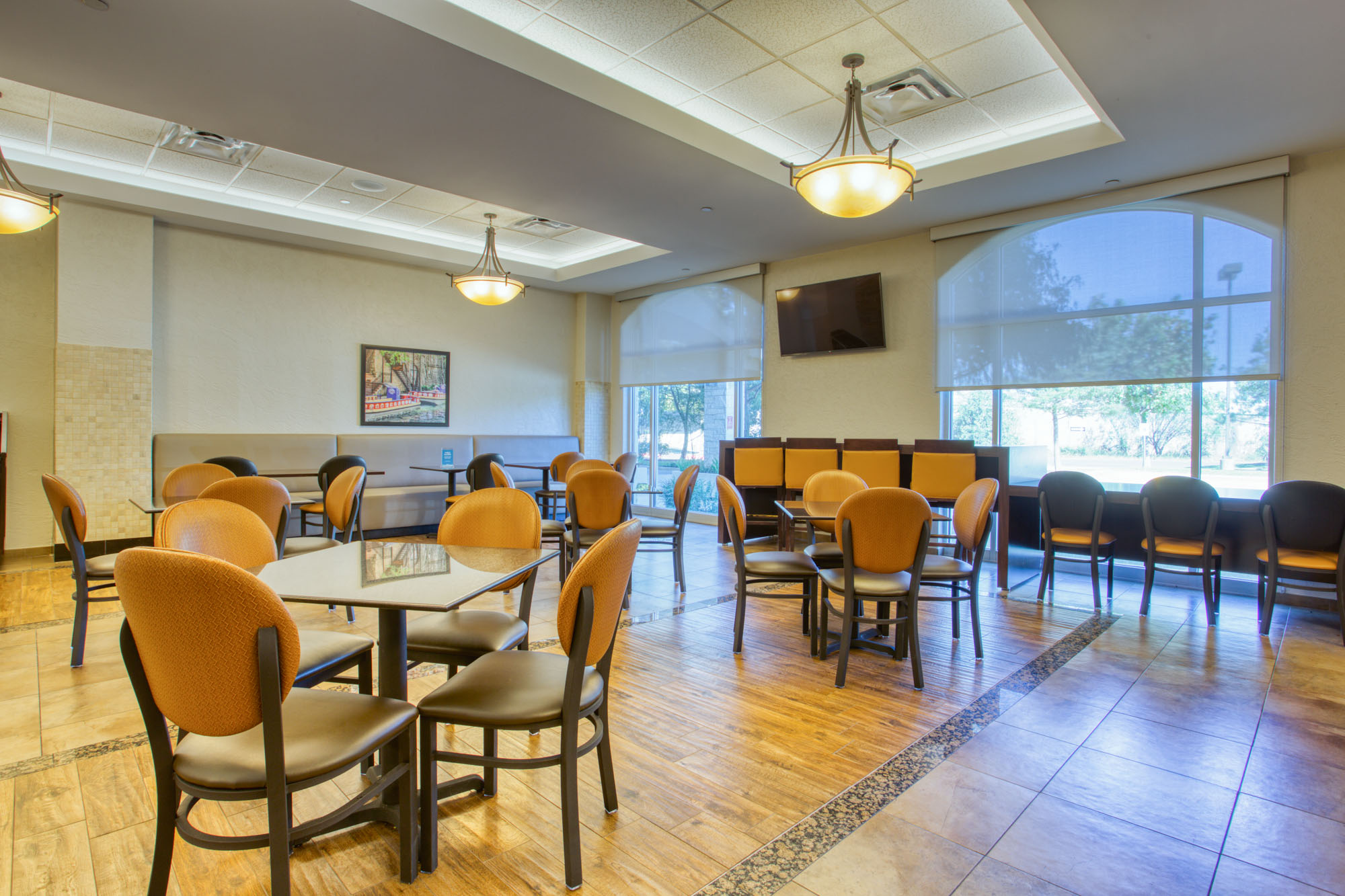 Drury Inn & Suites San Antonio near La Cantera Parkway - Drury Hotels