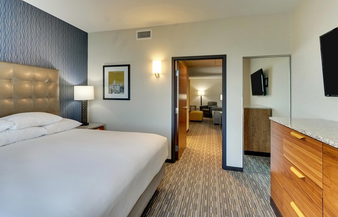 Drury Inn & Suites Lafayette, IN - Two-room suite guestroom