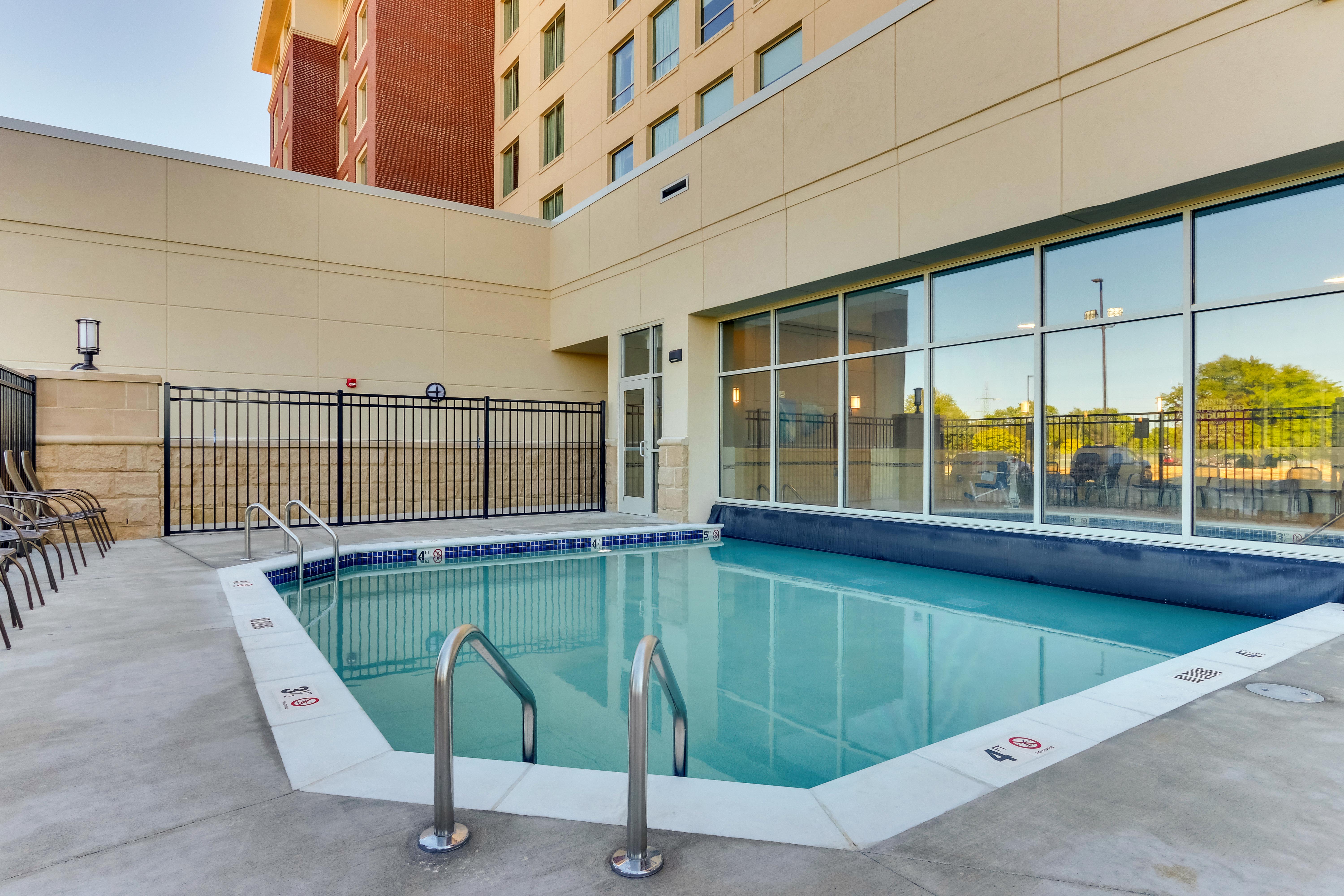 Drury Inn & Suites Lafayette, IN - Indoor/Outdoor Pool