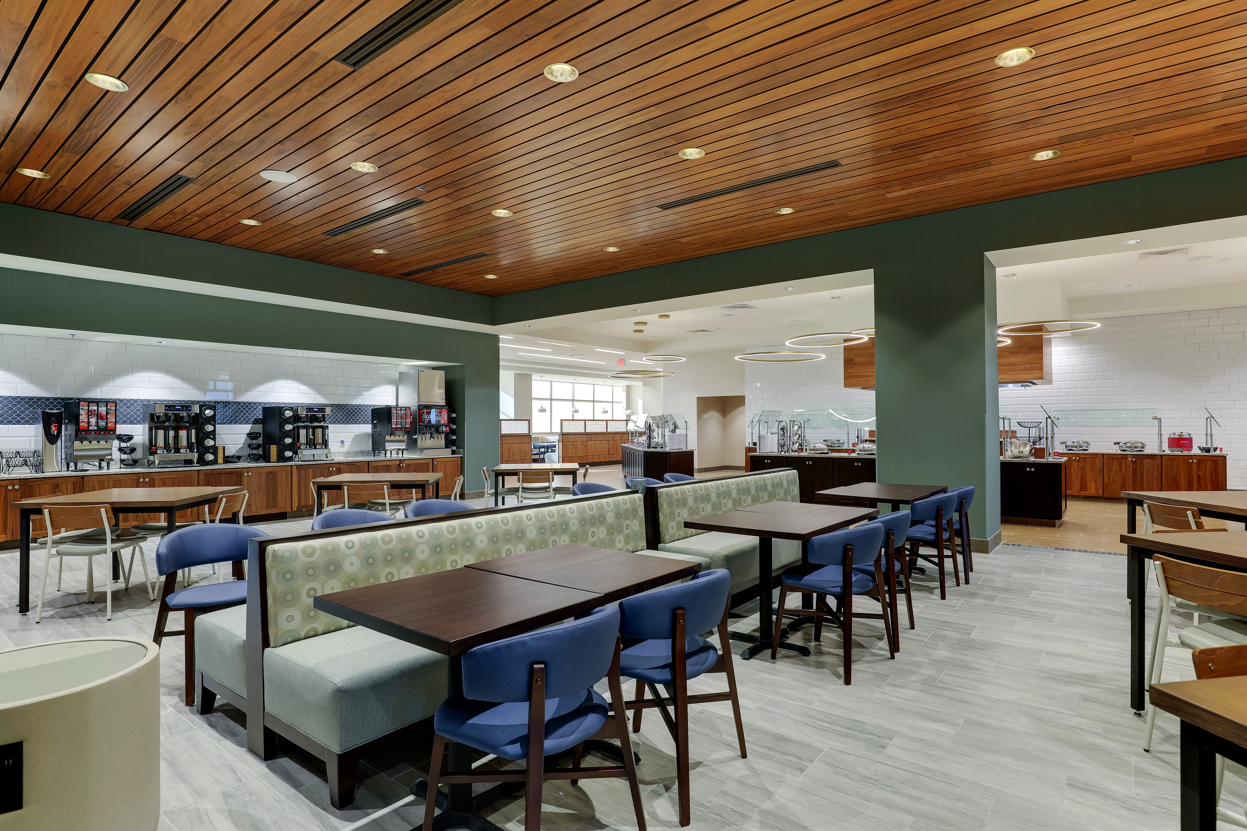 Drury Plaza Hotel Orlando - Disney Springs® Area - Dining Area