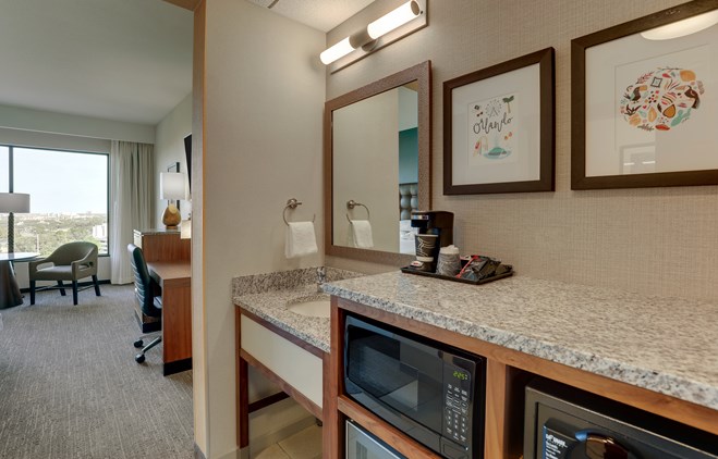 Drury Plaza Hotel Orlando - Disney Springs® Area - King Room Deluxe