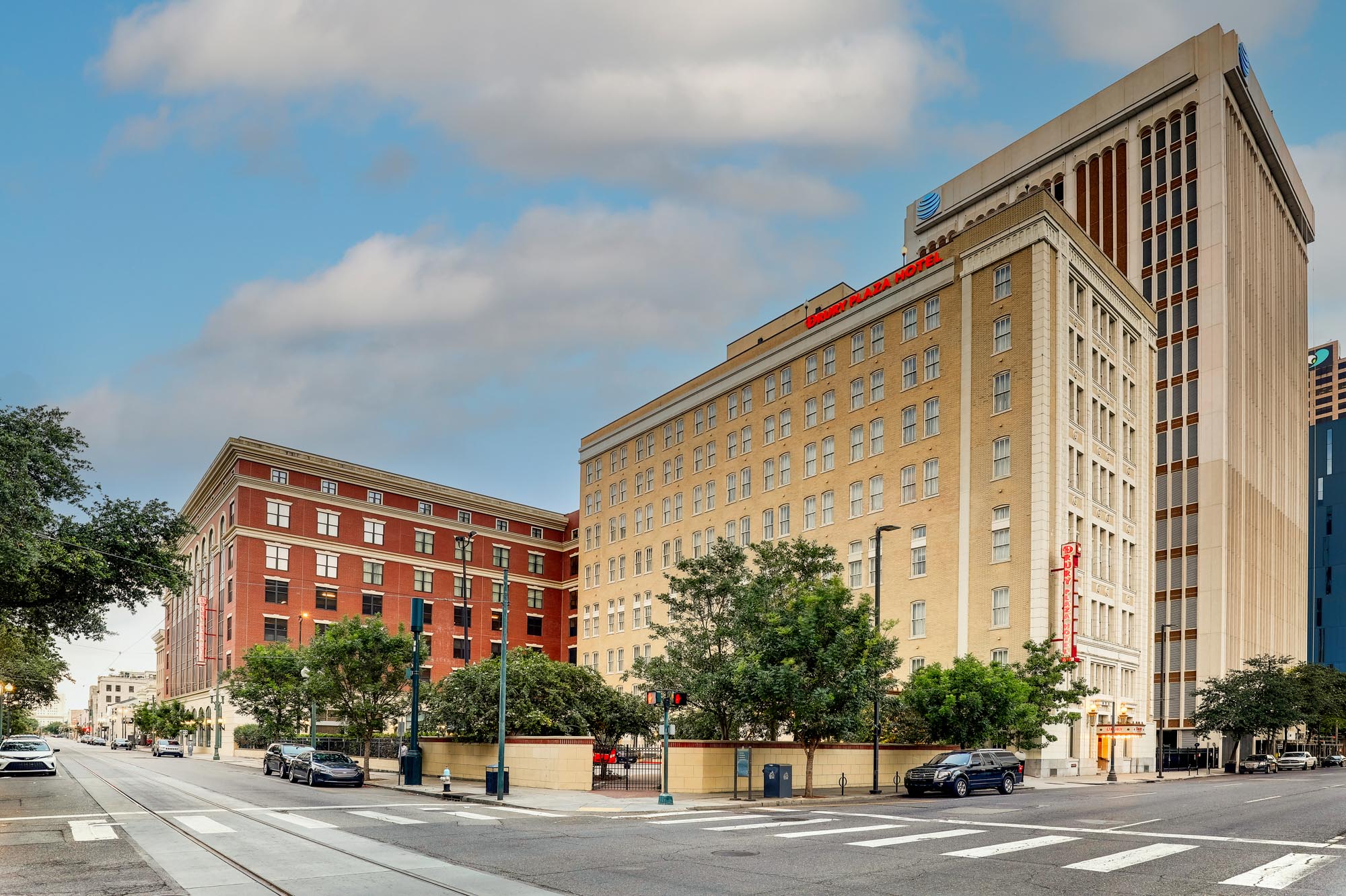 Drury Plaza Hotel New Orleans Drury Hotels   004 Exterior 2 