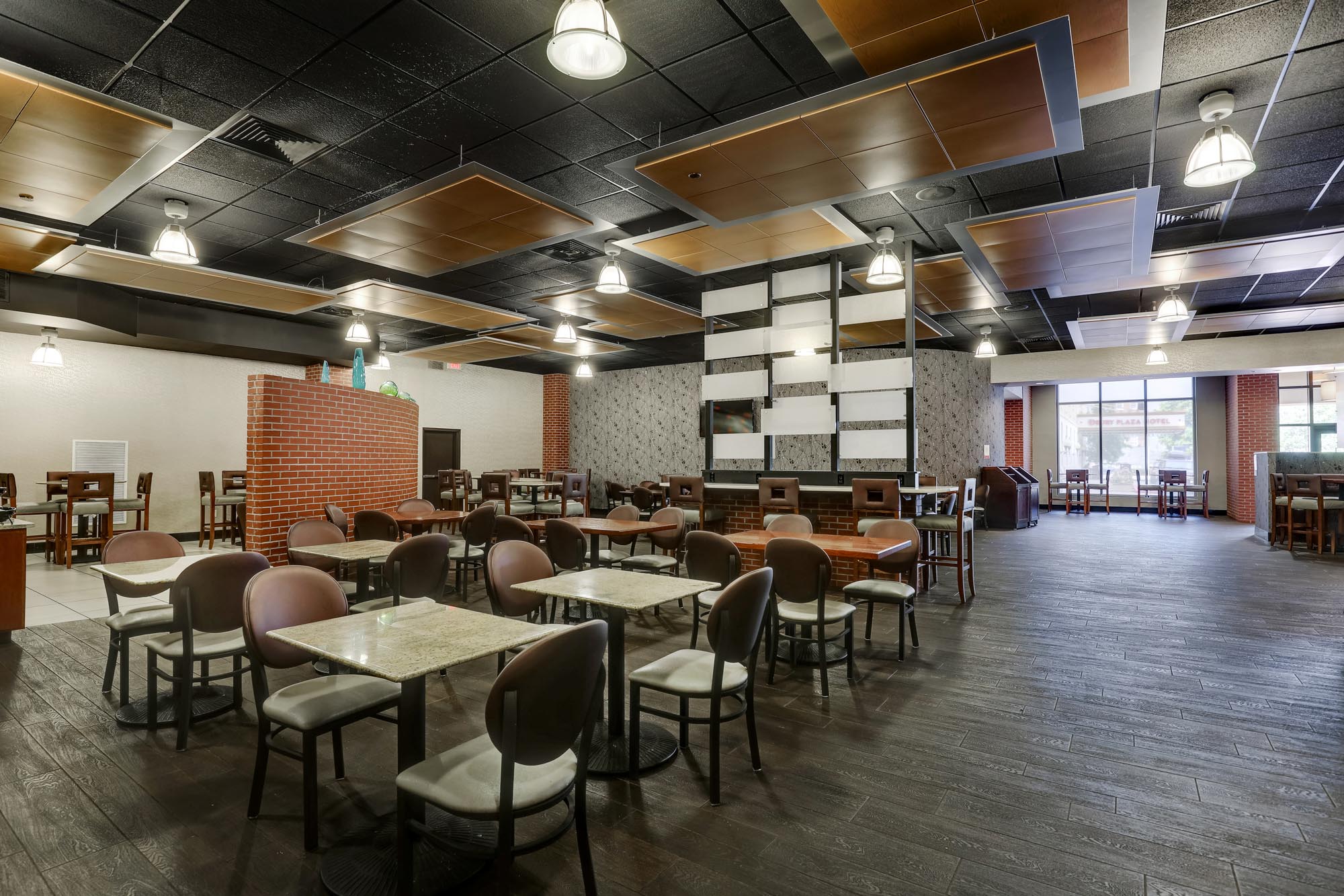 Drury Plaza Hotel New Orleans - Dining Area