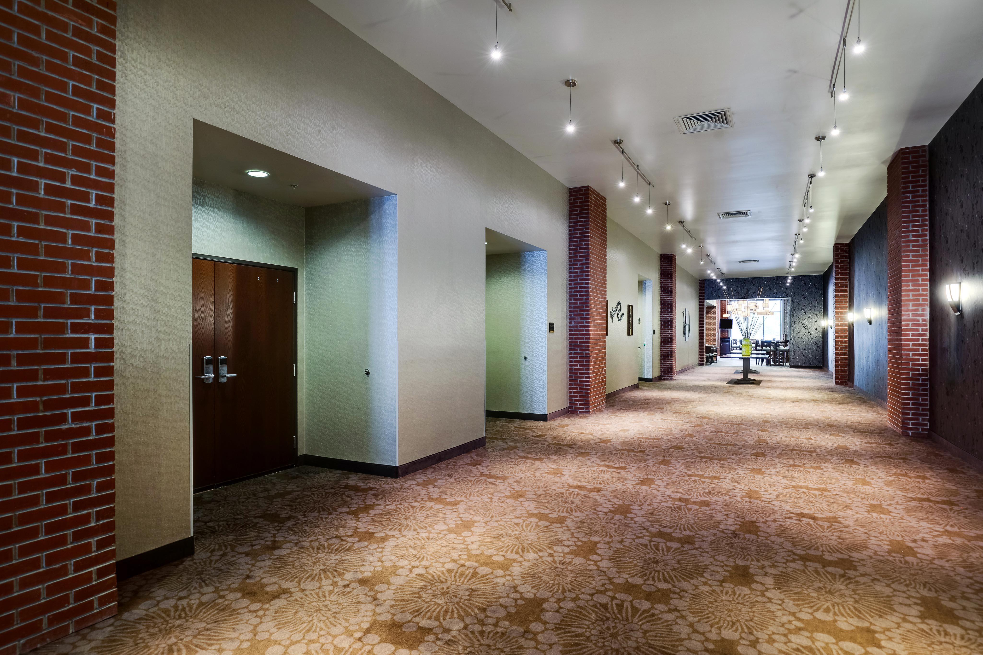 Drury Plaza Hotel New Orleans - Pre Function Space