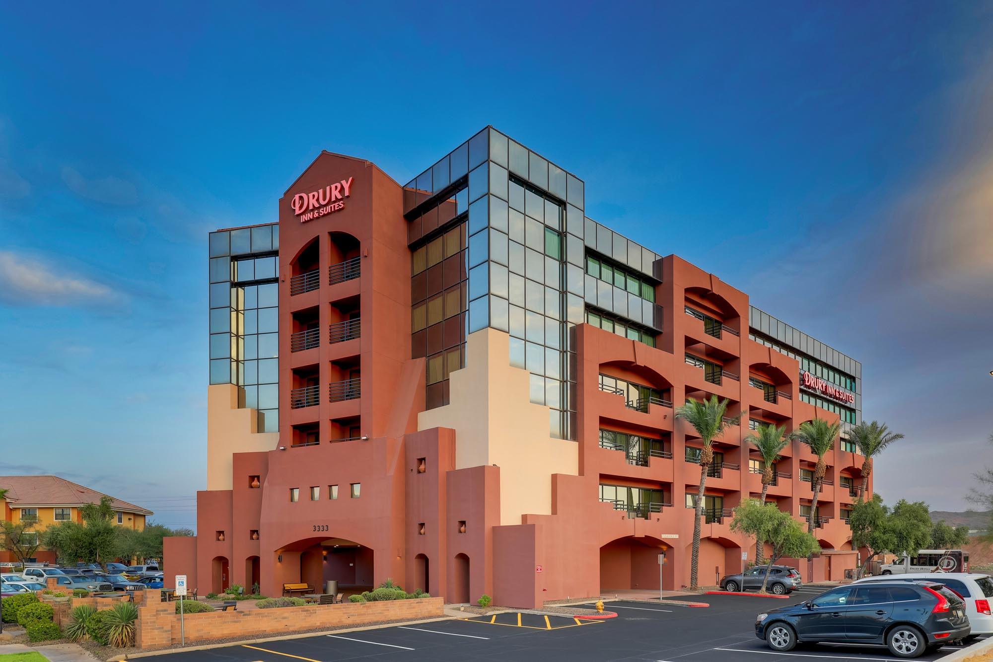 Drury Inn & Suites Phoenix Airport