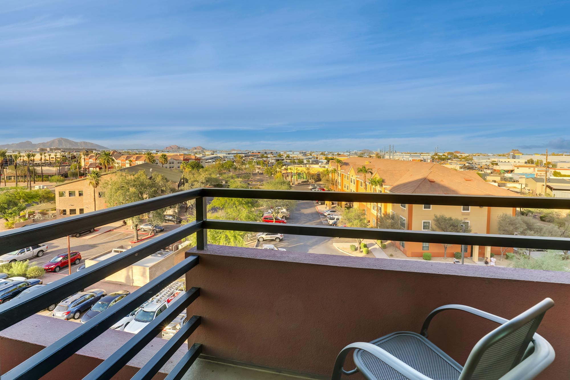 Drury Inn & Suites Phoenix Airport - King Room Deluxe with Sofa Sleeper & Terrace