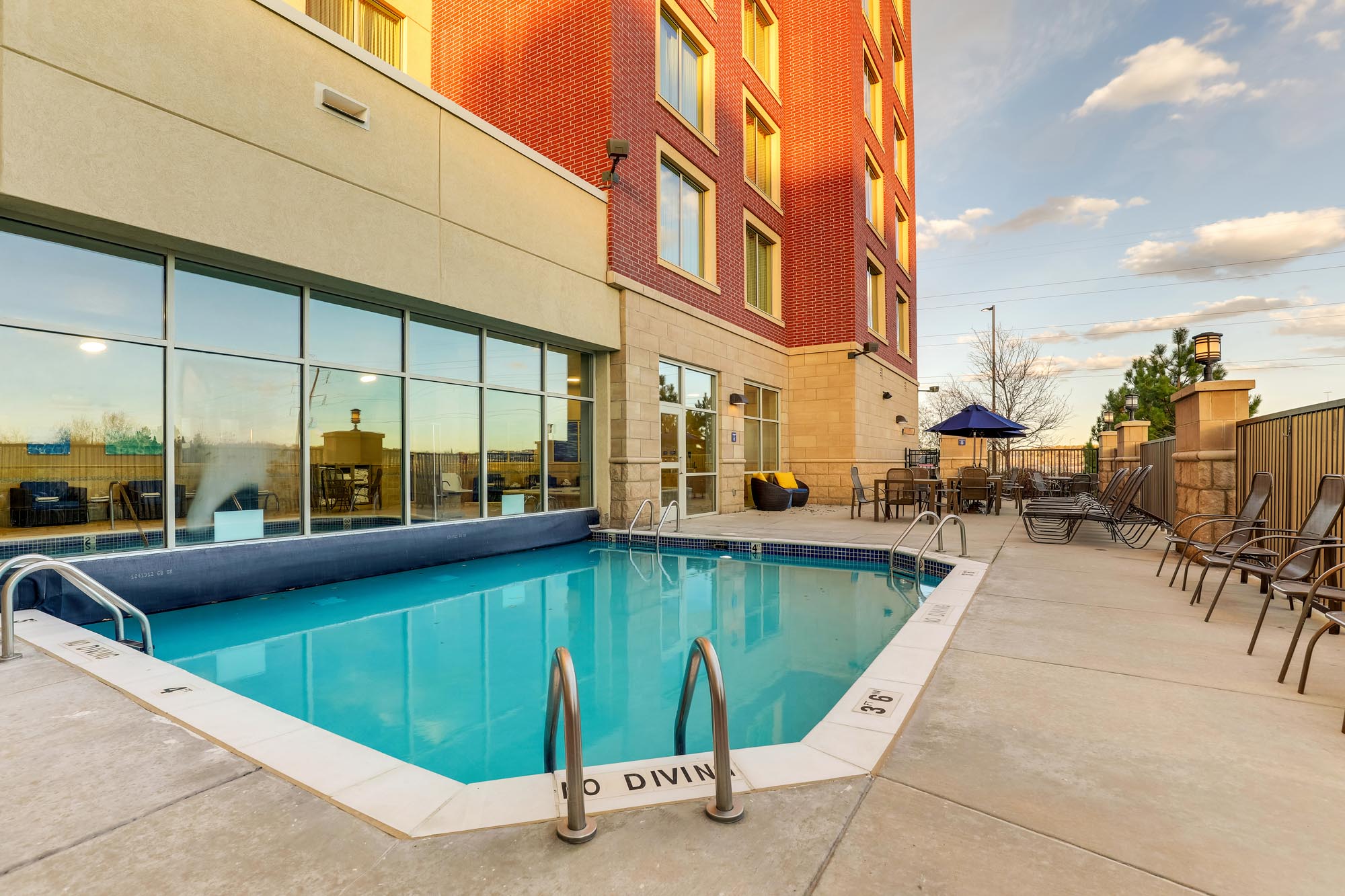 Drury Plaza Hotel Denver Westminster - Pool
