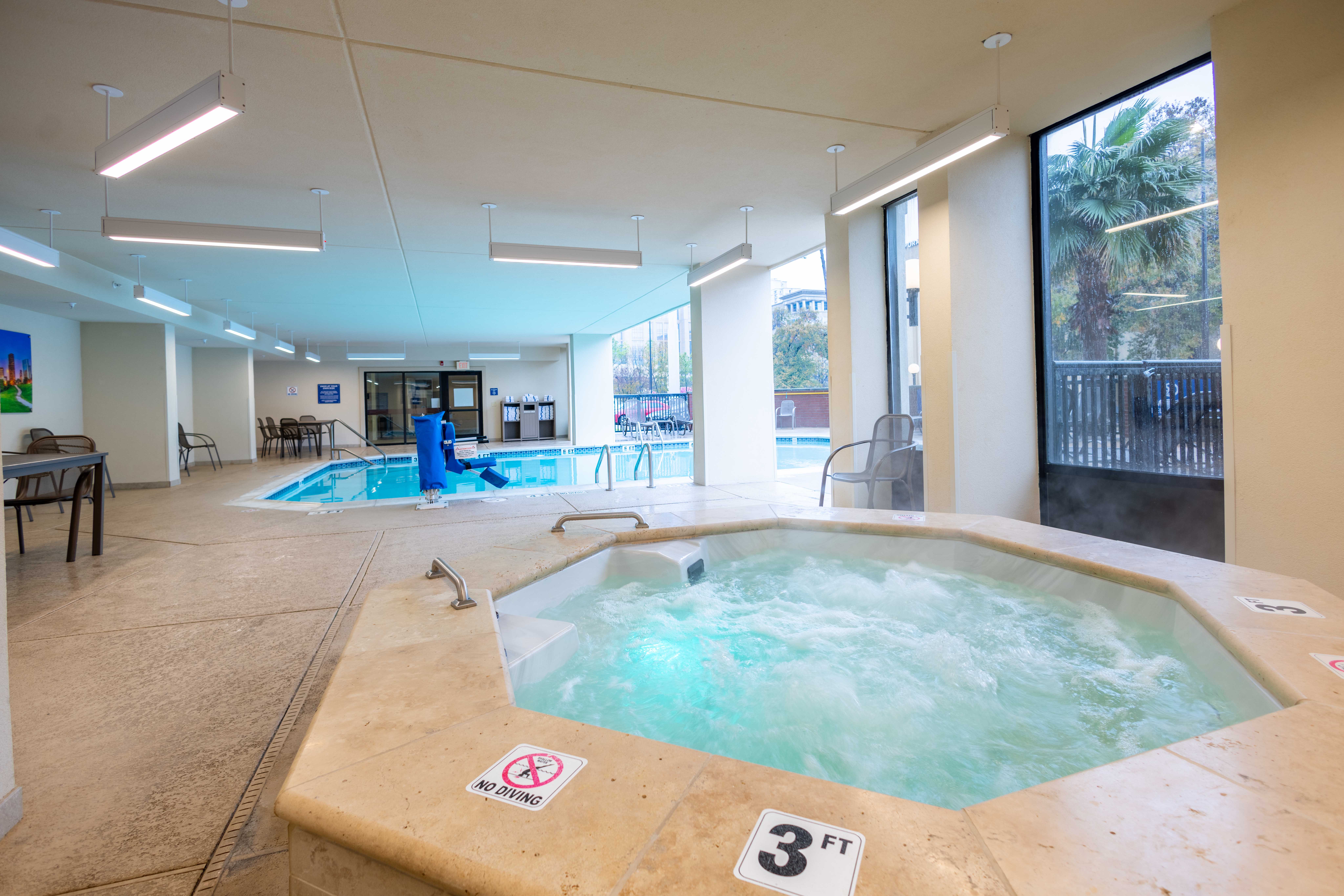 Drury Inn & Suites Near the Galleria - Indoor/Outdoor Pool