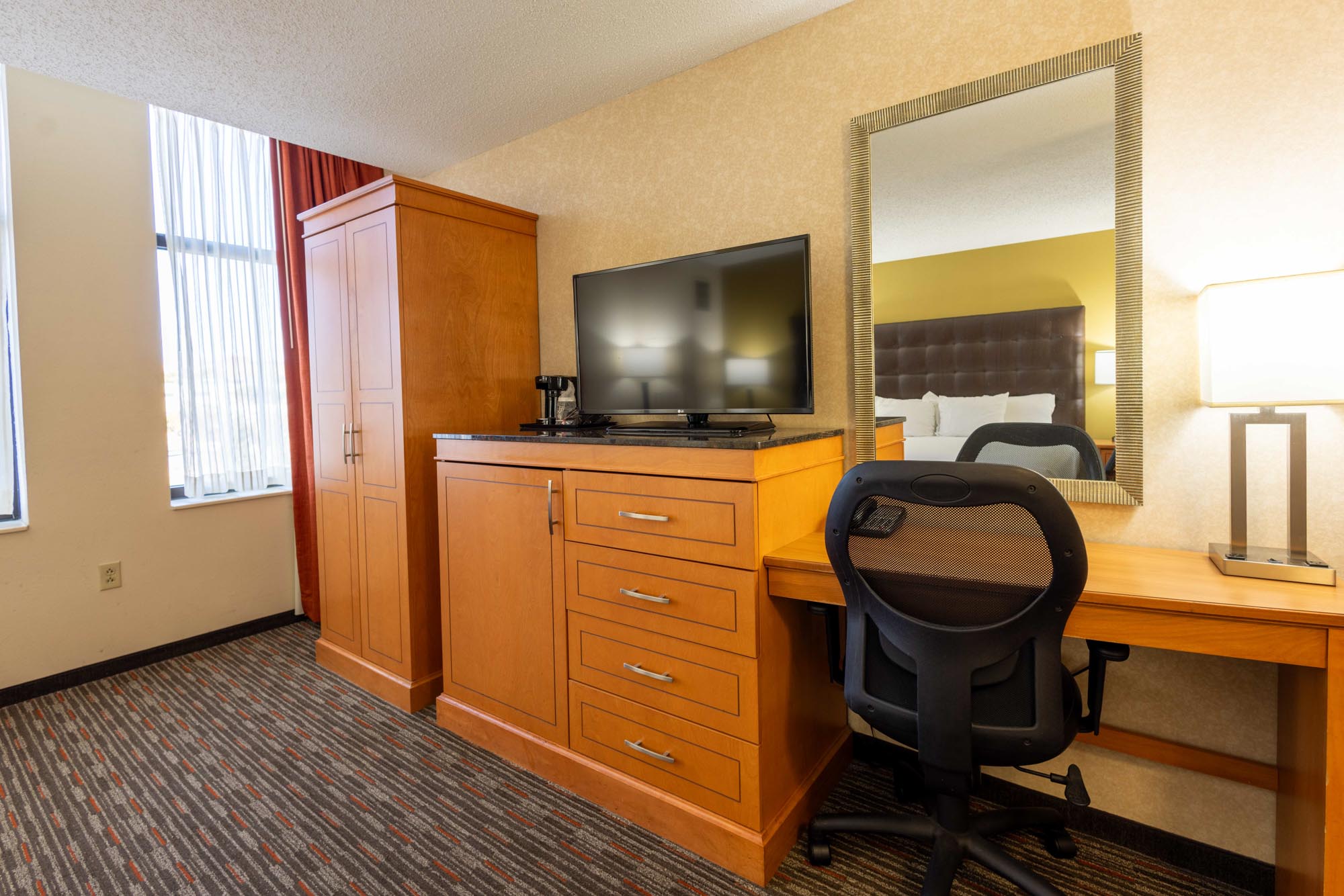 Drury Inn & Suites St. Louis Union Station - King Room