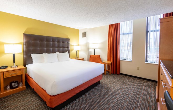 Drury Inn & Suites St. Louis Union Station - King Room