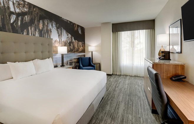 Drury Plaza Hotel Tallahassee - King Room Deluxe