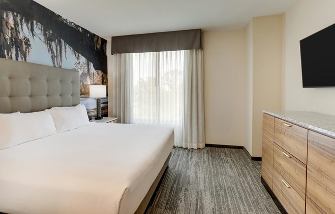 Drury Plaza Hotel Tallahassee - 2 Room Suite with 1 King Bed