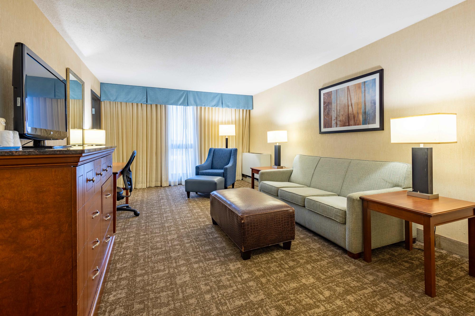 Pear Tree Inn St. Louis Near Union Station Double Queen Suite