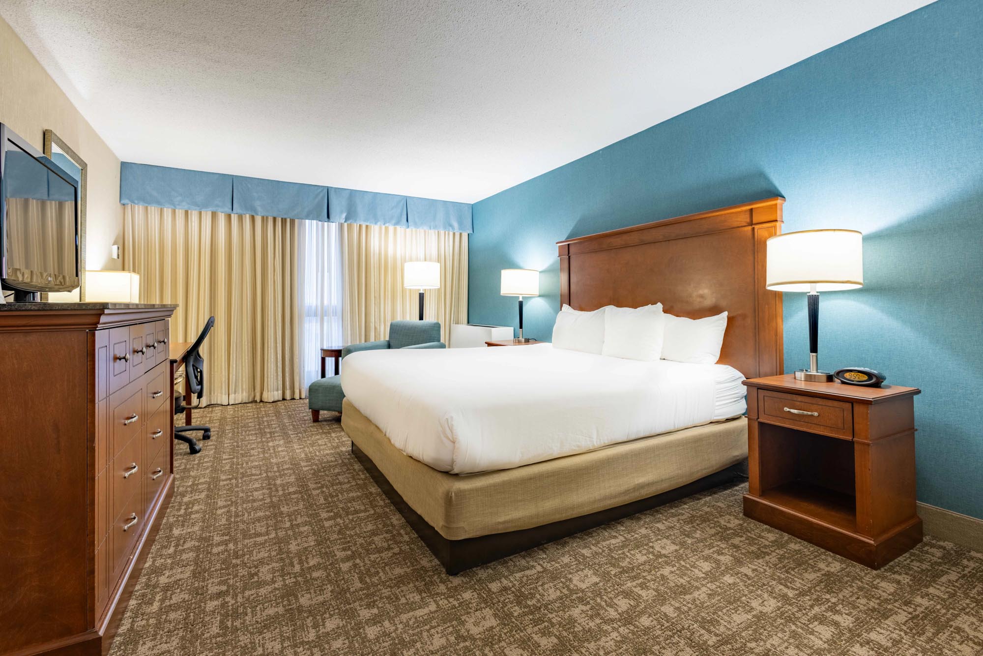 Pear Tree Inn St. Louis Near Union Station King Room Deluxe