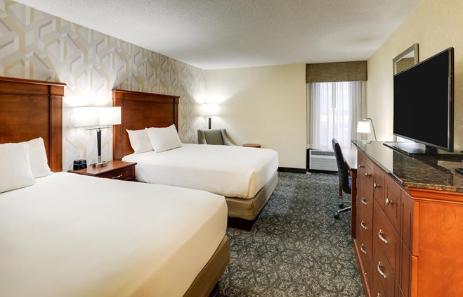 Drury Inn & Suites Marion - 2 Queen Beds Deluxe