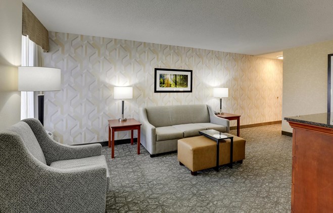 Drury Inn & Suites Marion - King Suite