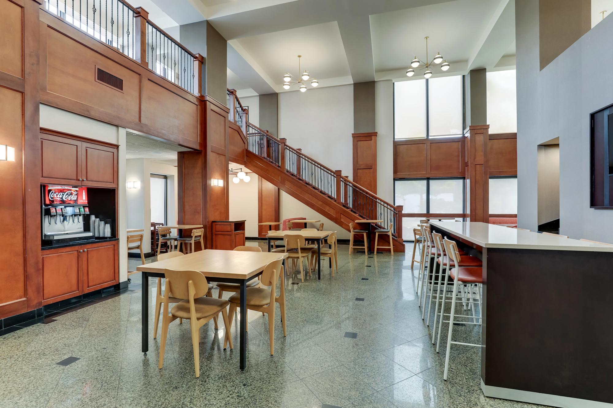 Drury Inn & Suites Birmingham Lakeshore Drive - Dining Area