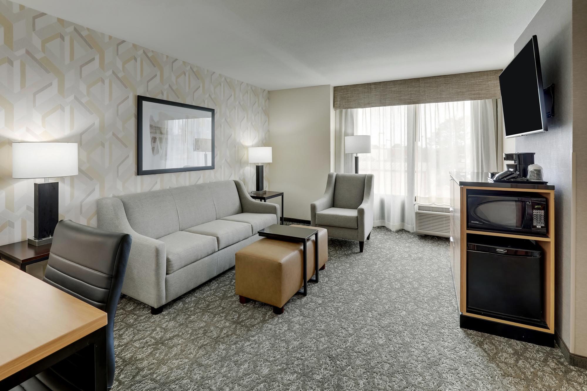 Drury Inn & Suites Birmingham Lakeshore Drive - King Suite