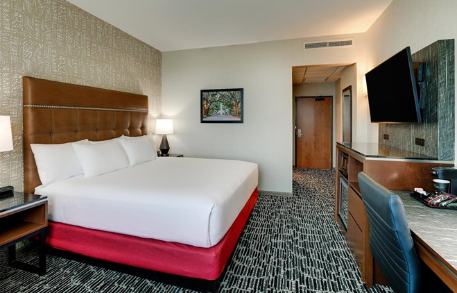 Drury Plaza Hotel Savannah Pooler - King Room Deluxe
