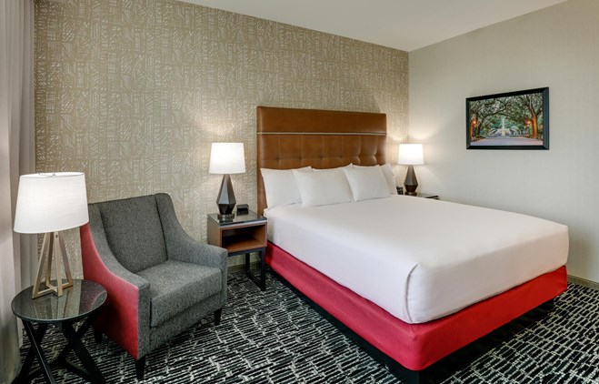Drury Plaza Hotel Savannah Pooler - King Room Deluxe