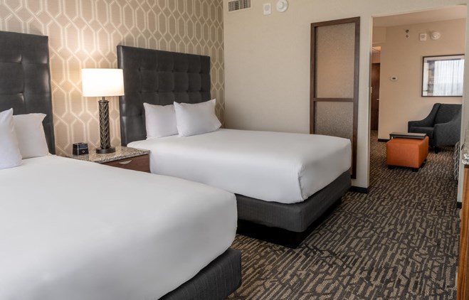 Drury Plaza Hotel Dallas Arlington - 2 Queen Beds Deluxe with Sofa Sleeper