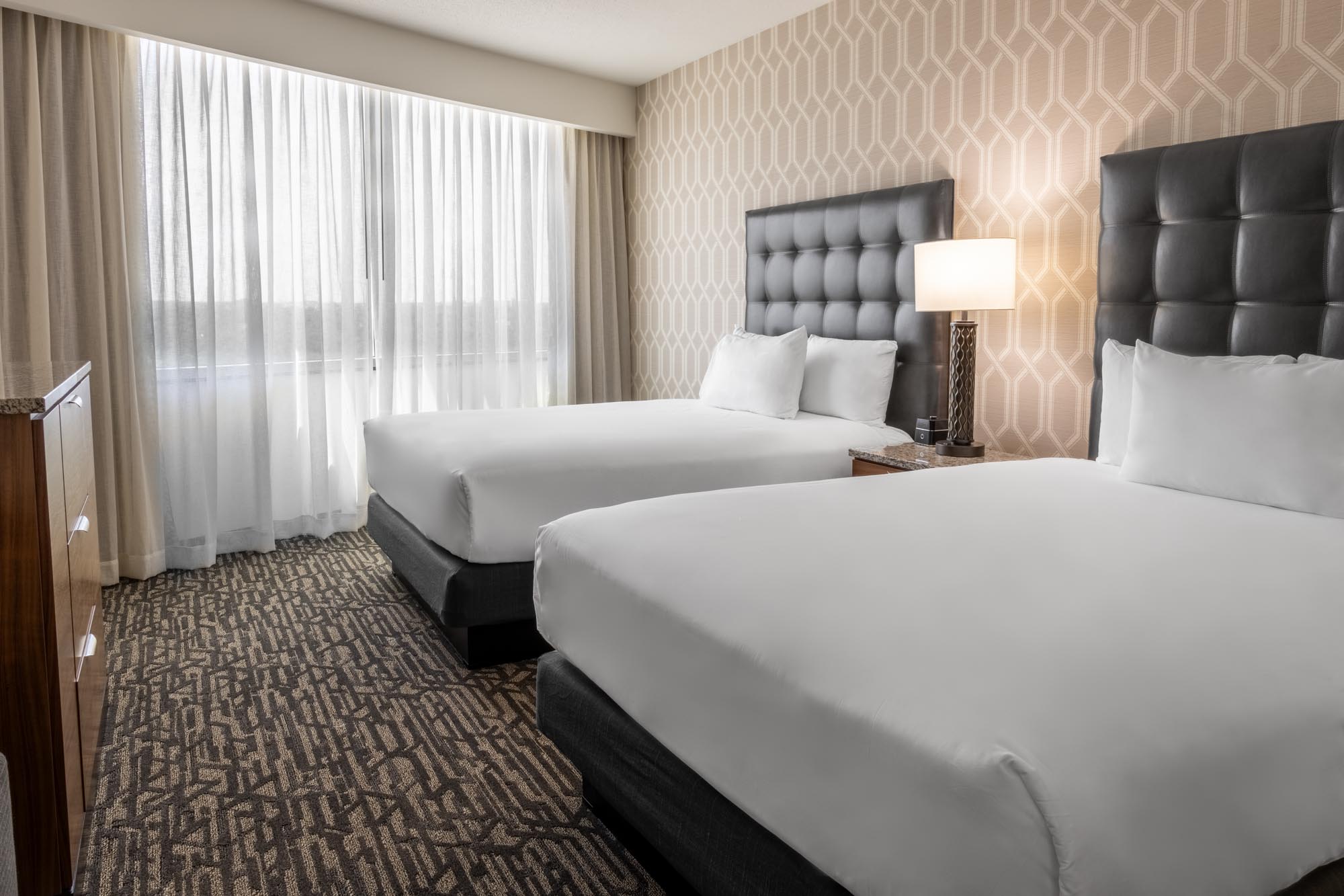 Drury Plaza Hotel Dallas Arlington - 2 Queen Beds Deluxe with Sofa Sleeper