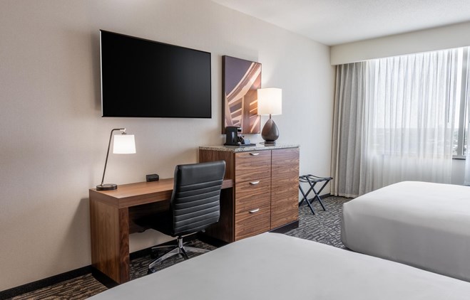 Drury Plaza Hotel Dallas Arlington - 2 Queen Beds Deluxe
