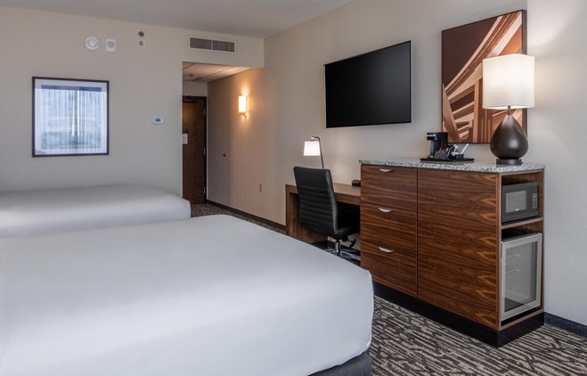 Drury Plaza Hotel Dallas Arlington - 2 Queen Beds Deluxe