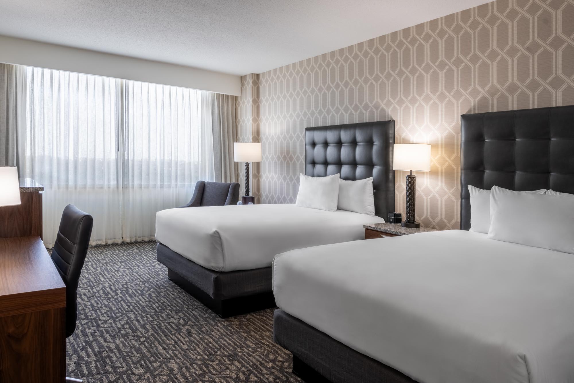 Drury Plaza Hotel Dallas Arlington - 2 Queen Beds Deluxe