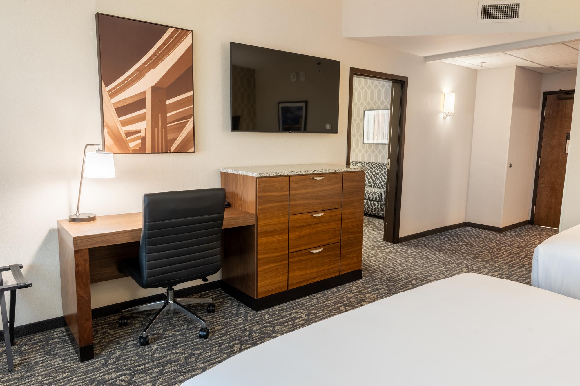 Drury Plaza Hotel Dallas Arlington - Double Queen Suite