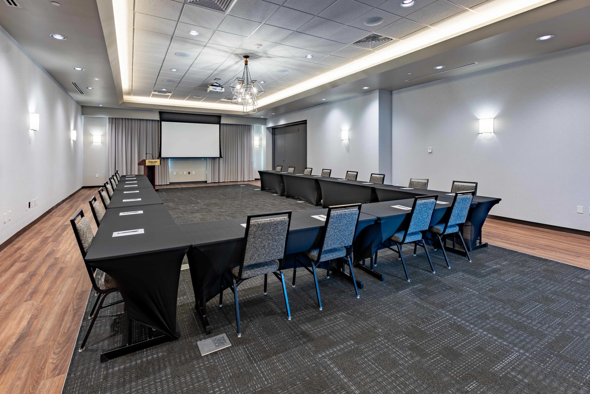 Drury Plaza Hotel Savannah Pooler - Meeting Space