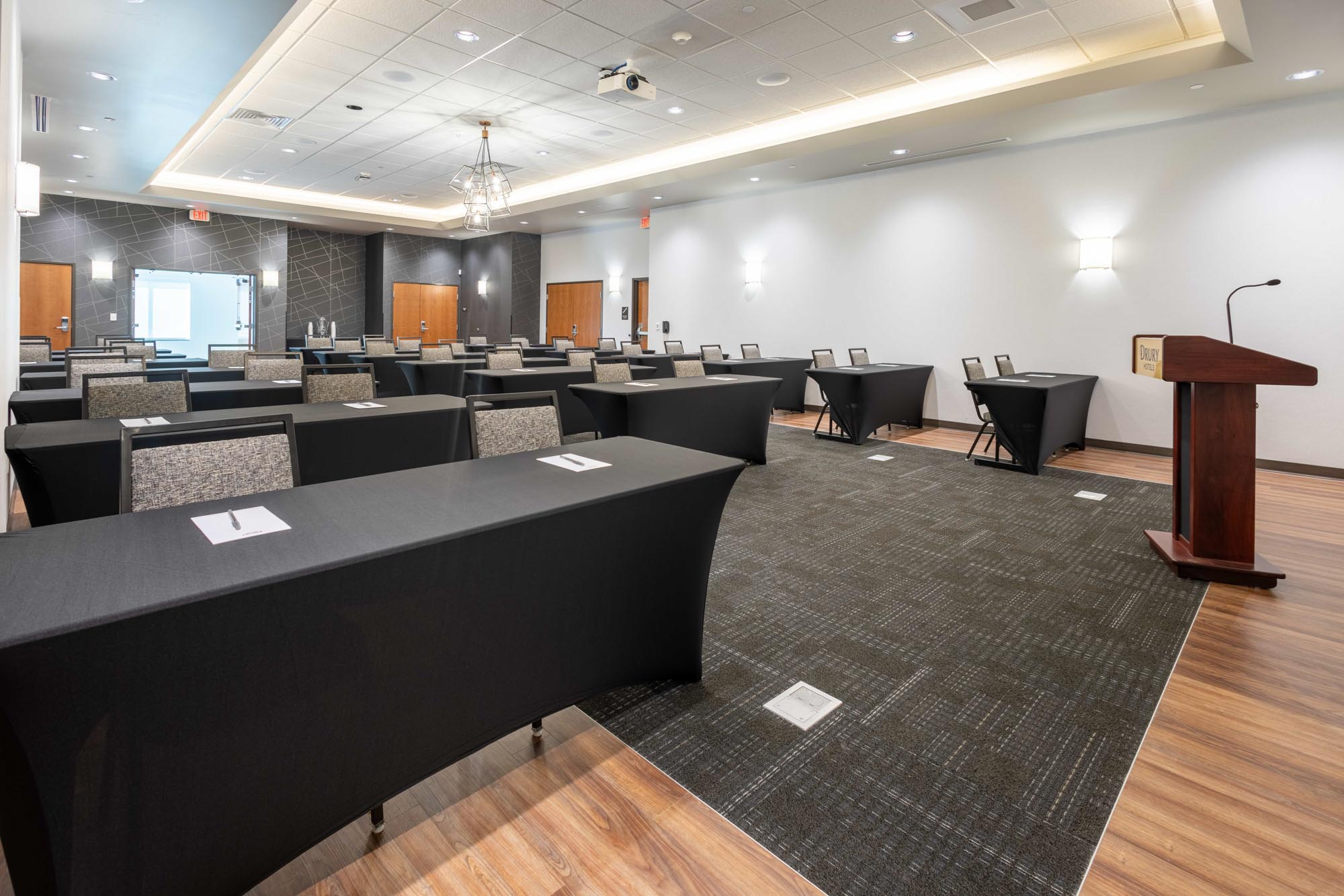 Drury Plaza Hotel Savannah Pooler - Meeting Space