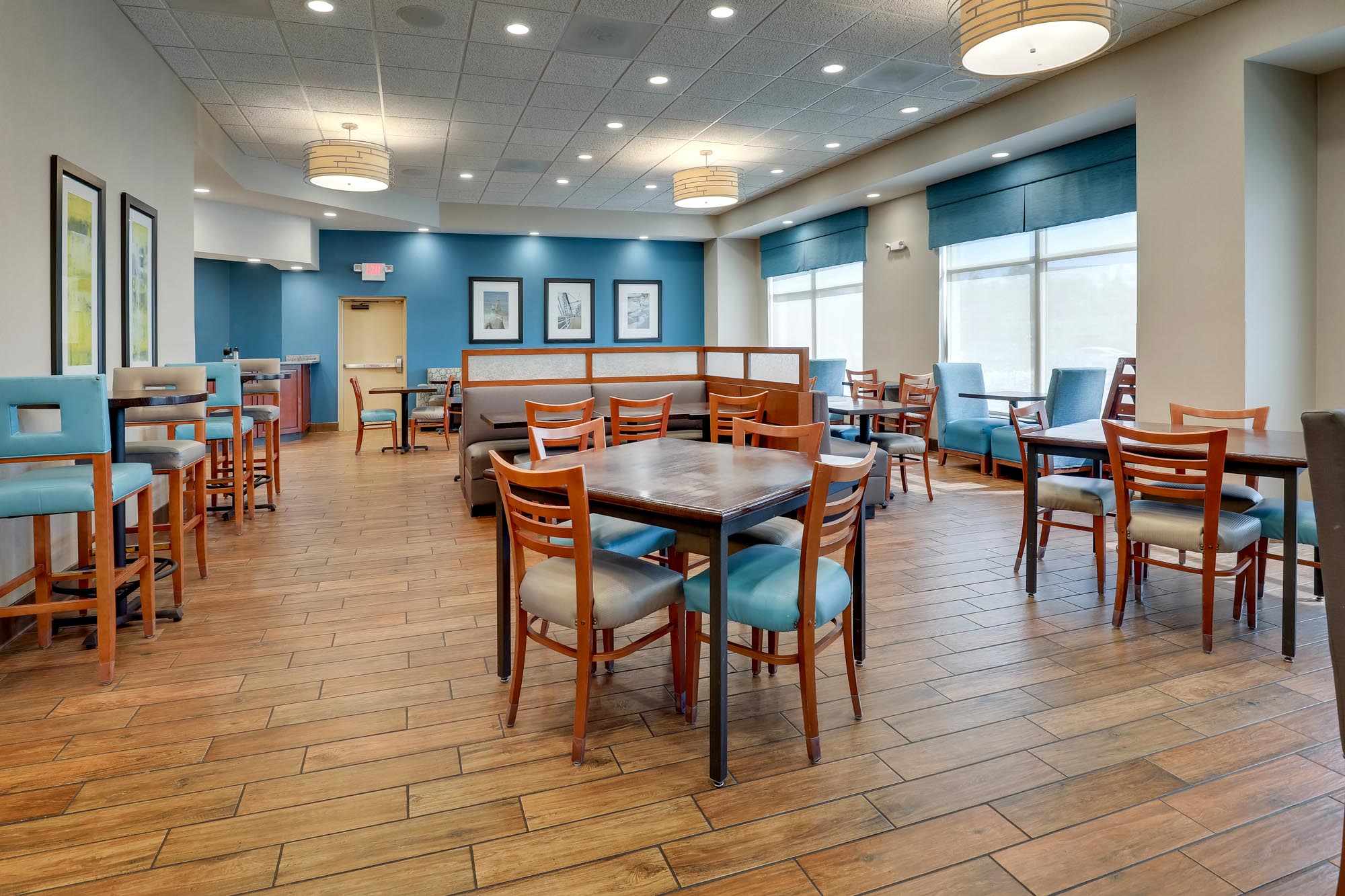 Drury Inn & Suites Grand Rapids - Dining Area