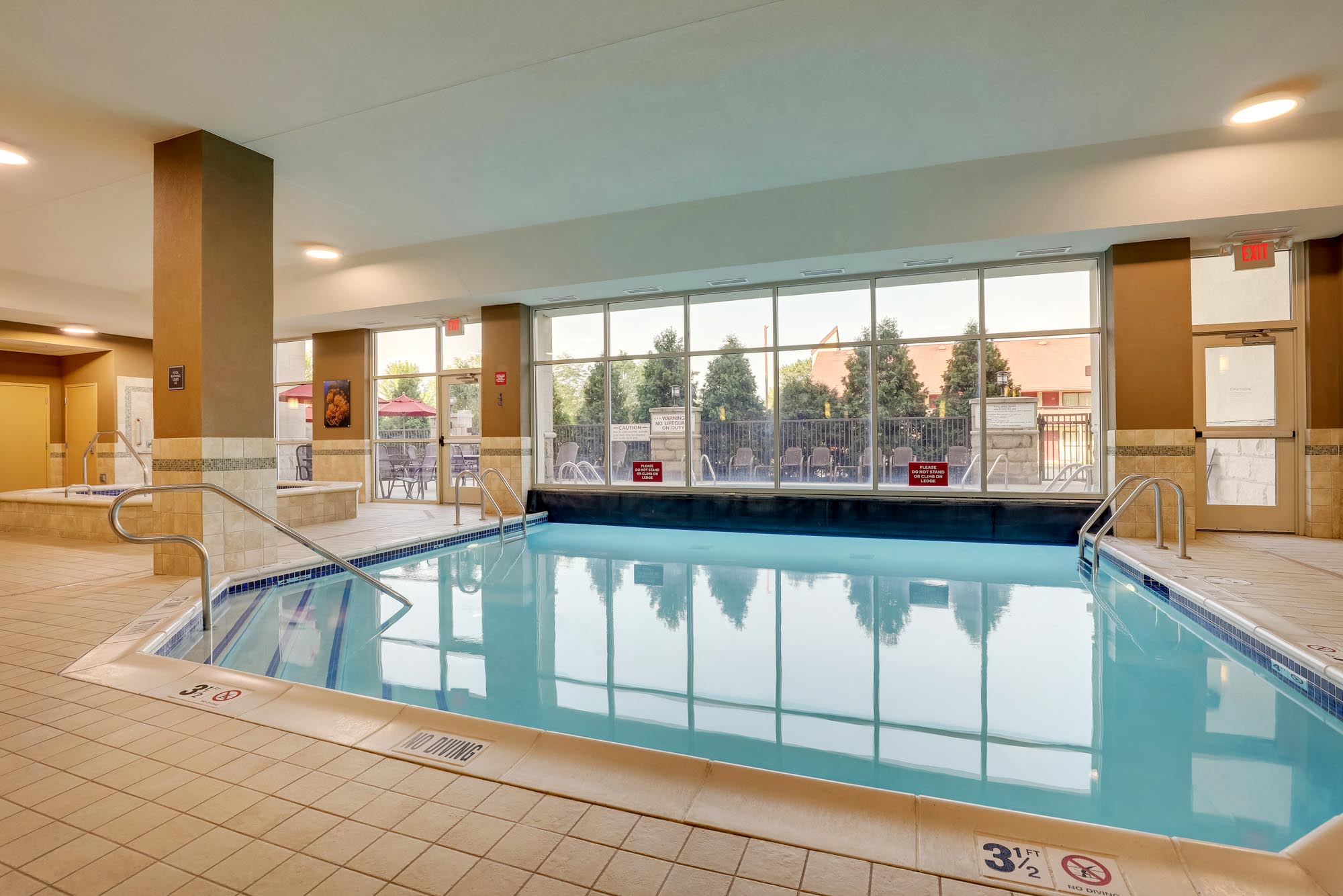 Drury Inn & Suites Grand Rapids - Pool