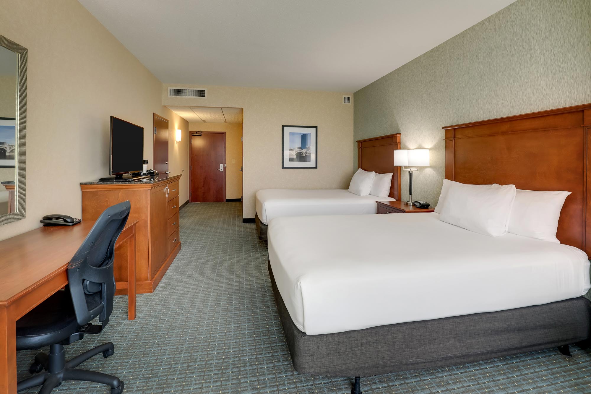 Drury Inn & Suites Grand Rapids - 2 Queen Beds Deluxe