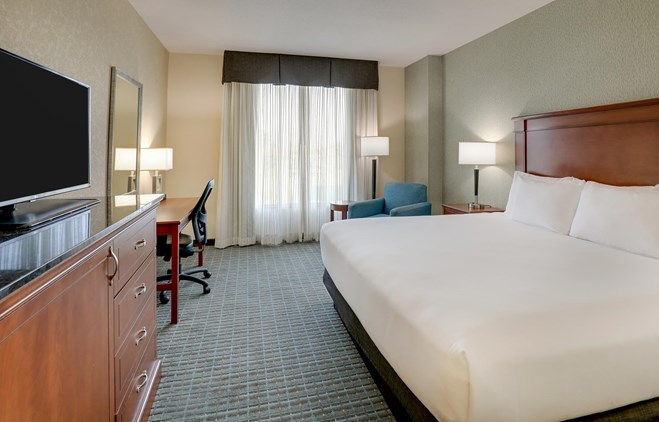 Drury Inn & Suites Grand Rapids - King Room Deluxe