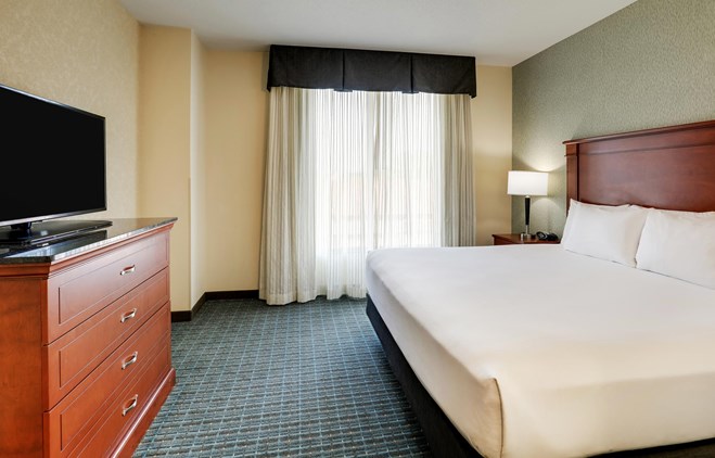 Drury Inn & Suites Grand Rapids - King Suite