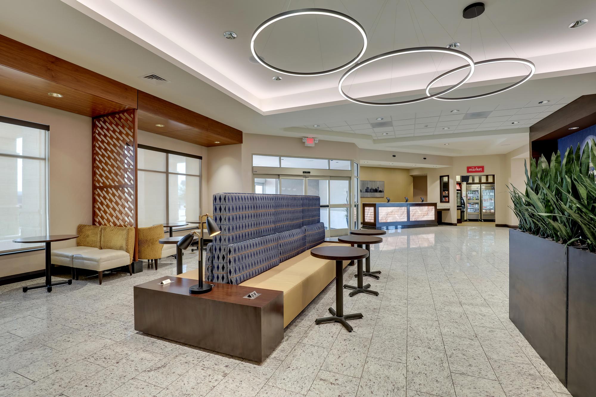 Drury Inn & Suites Lafayette, IN - Lobby