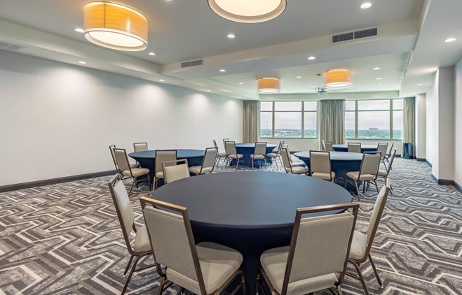 Drury Plaza Hotel Dallas Arlington - Meeting Space