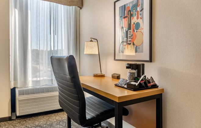 Drury Inn & Suites St. Louis Southwest - King Room Deluxe