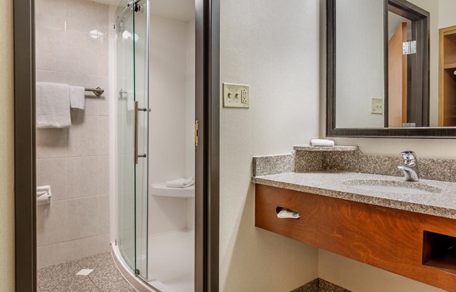 Drury Inn & Suites St. Louis Southwest - Bath